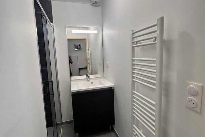 Appartement entier, Appartement T3 neuf Génos Loudenvielle à 50 m du lac, 100 m² de jardin privatif in Génos, Pyrénées