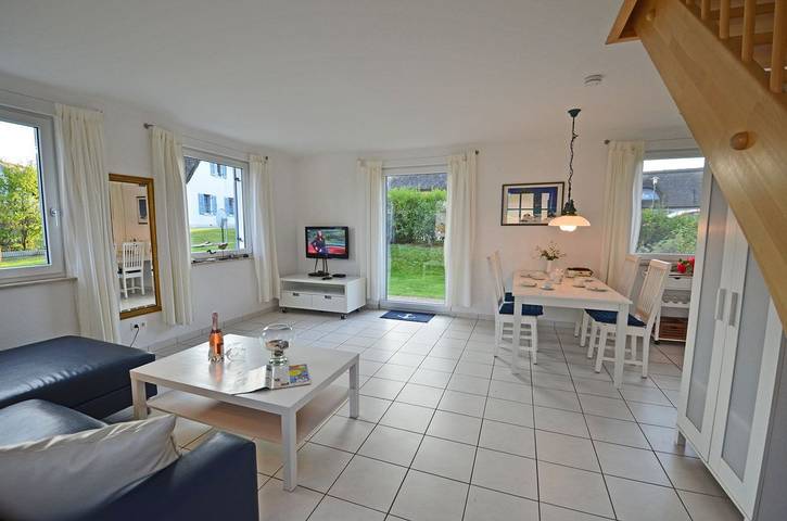 Ferienhaus für 4 Personen, mit Terrasse und Garten in Glowe - 3