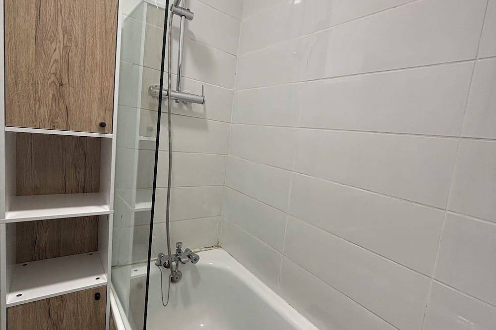 Entire apartment, Studio Cocooning et Confortable in Annonay, Tournon-sur-Rhône region