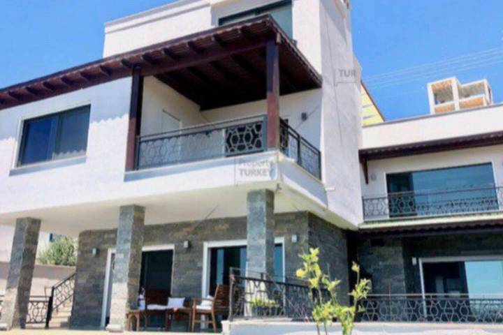 Ferienhaus für 8 Personen, mit Terrasse und Garten sowie Pool in Ägäisregion - 2