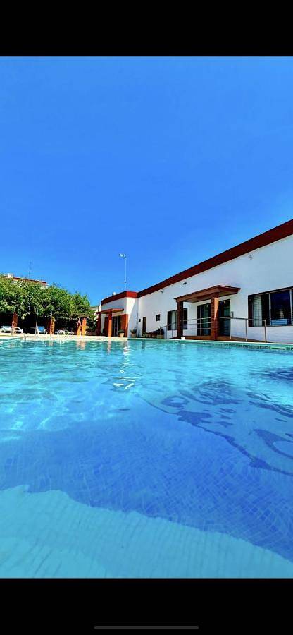 Casa de huéspuedes para 2 personas, con Terraza y Jardín además de Piscina y Vistas en Segur de Calafell