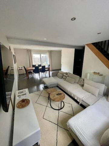 Gîte pour 8 personnes, avec jardin à Orvault