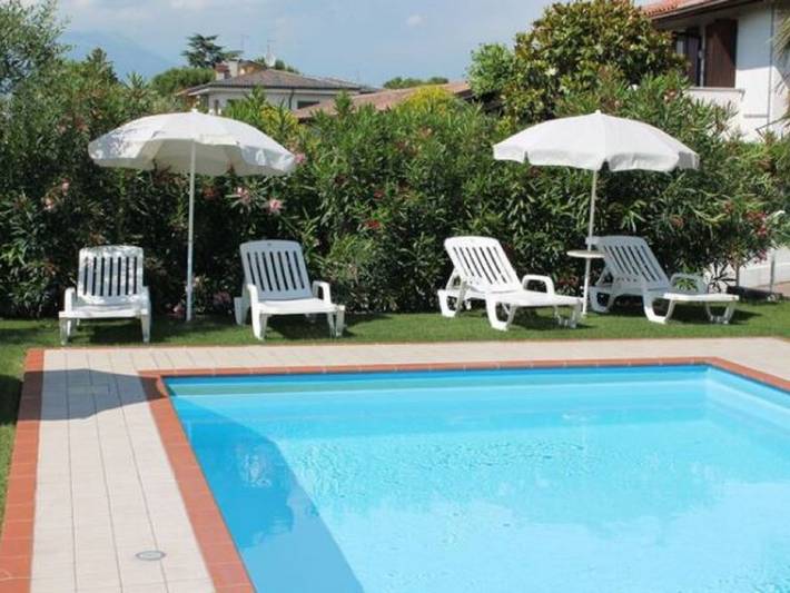 Ferienhaus für 4 Personen, mit Garten und Terrasse sowie Pool in Lazise - 2