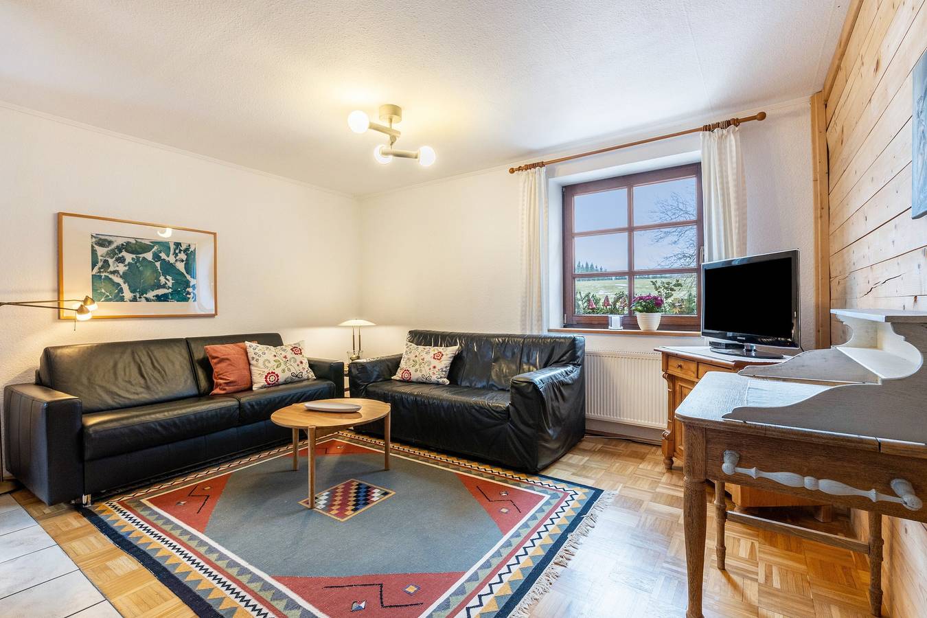 Ganze Wohnung, Apartment 'Wiesenblick' mit Bergblick, Gemeinschaftsgarten und Wlan in Lüdenscheid, Märkischer Kreis