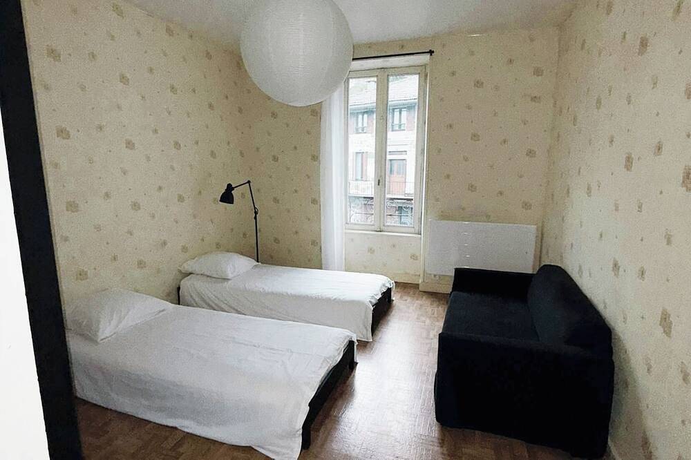 Appartement entier, Appartement dans maison de famille in Vic-sur-Cère, Région d'Aurillac