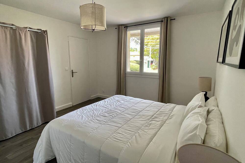 Rental with pool in a quiet setting n°11 in La Roque-sur-Pernes, Vaucluse