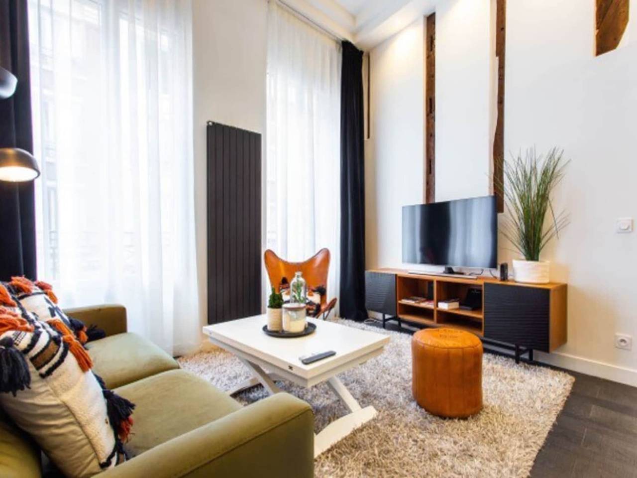 Cały apartament, Oszałamiający apartament - 1Br-6P - Grand Boulevard in Paryż, Île-de-France