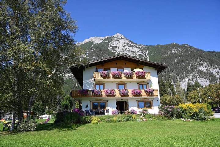 Studio für 2 Personen, mit Balkon und Garten