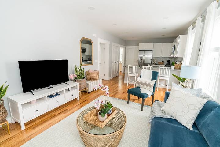 Vacation rental for 6 people, with balcony and yard in New Haven