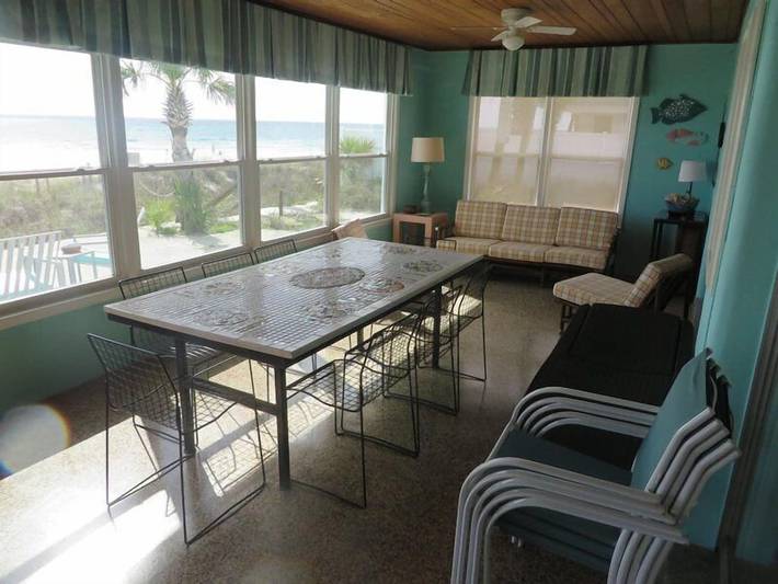 Vacation house for 16 people, with terrace in Panama City Beach