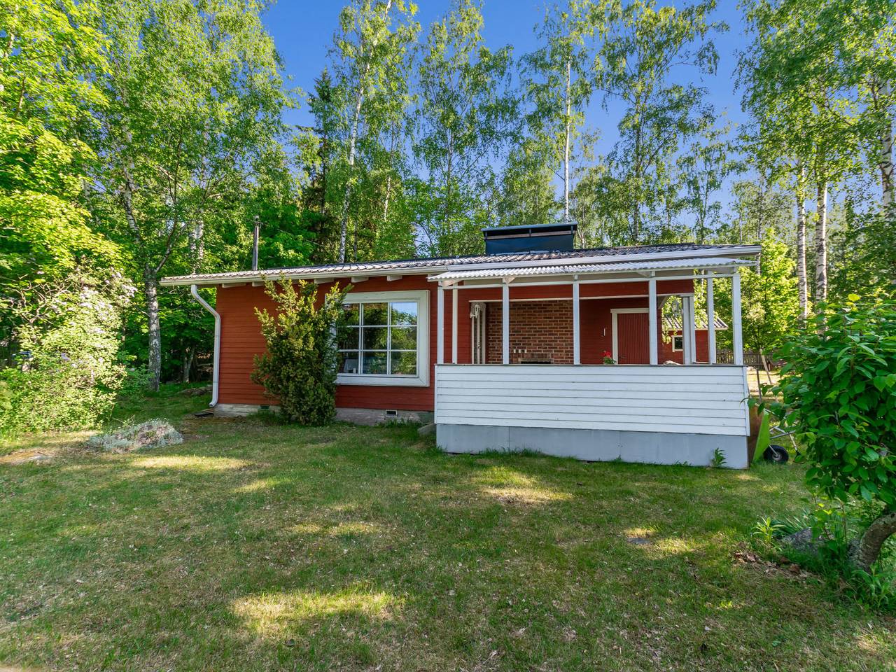 Lampaluodon punainen tupa in Satakunta