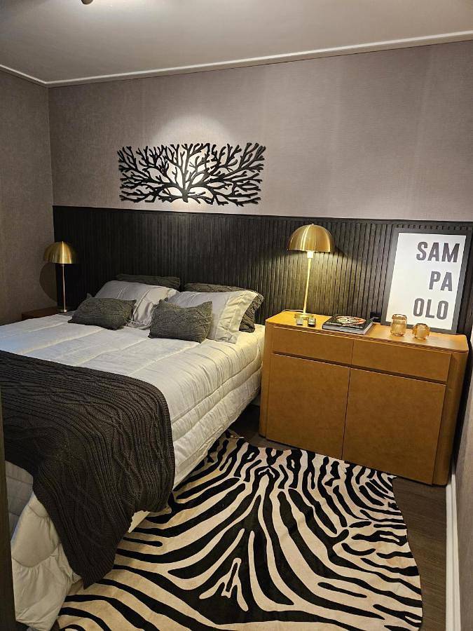 Casas e apartamentos de temporada para 2 pessoas, com piscina e vista e ainda terraço and sauna em Itaim Bibi