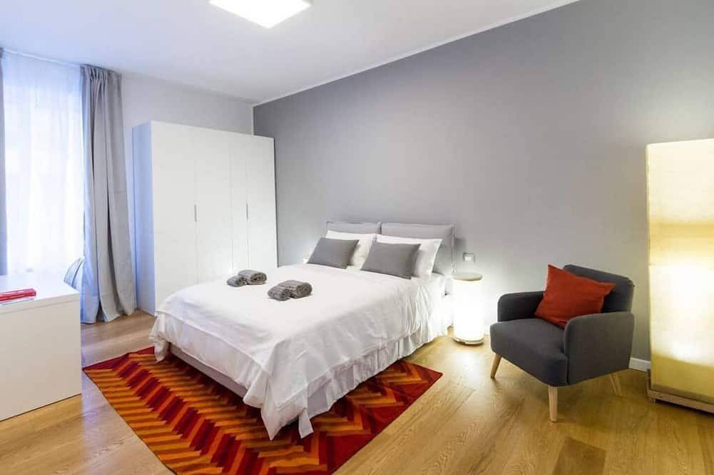 Entire apartment, Annydi Art Home in Duomo in Milan, Milan Province