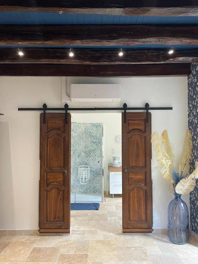 Location de vacances pour 12 personnes, avec jardin ainsi que vue et piscine, animaux acceptés à Tourtoirac - 4