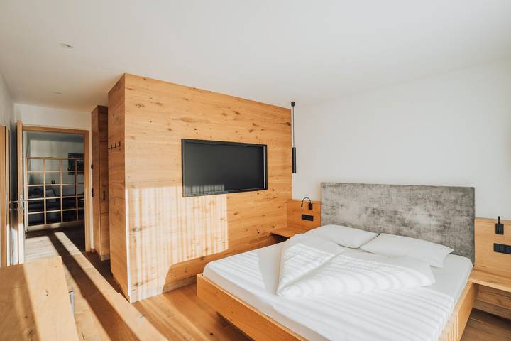 Ferienwohnung für 4 Personen, mit Garten und Sauna in Riffian