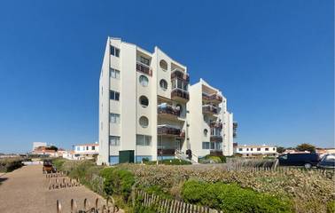 Gîte pour 3 personnes, avec terrasse dans La Grande plage (Saint-Gilles-Croix-de-Vie)