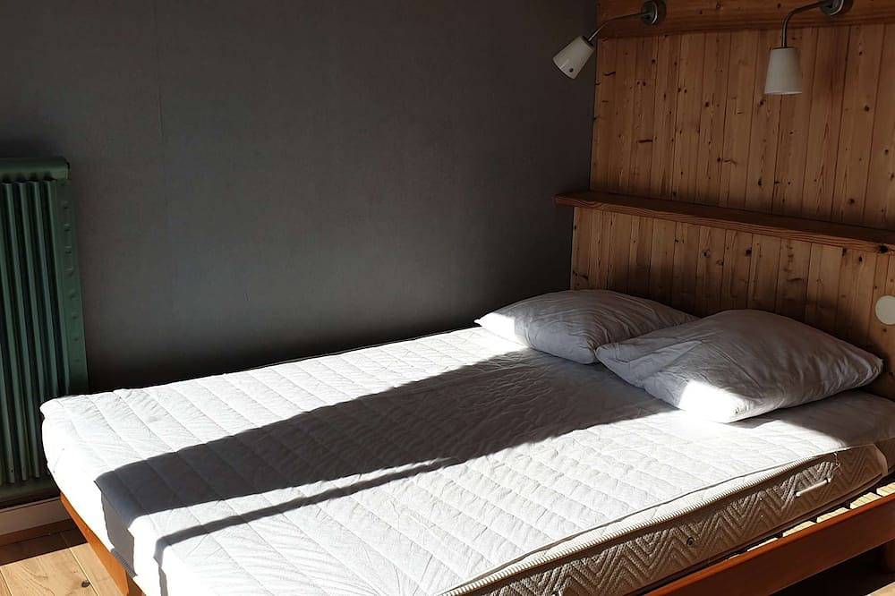Appartement entier, Appartement avec Superbe Vue Mer et terrasse, à 100m plages à Tregastel in Trégastel, Côte de Granit Rose