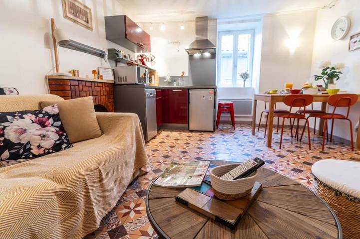 Location de vacances pour 4 personnes, avec Balcon à Sainte-Eulalie-de-Cernon