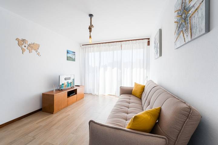 Casas e apartamentos de temporada para 8 pessoas, com balcão, com animais de estimação no Parque Natural do Litoral Norte