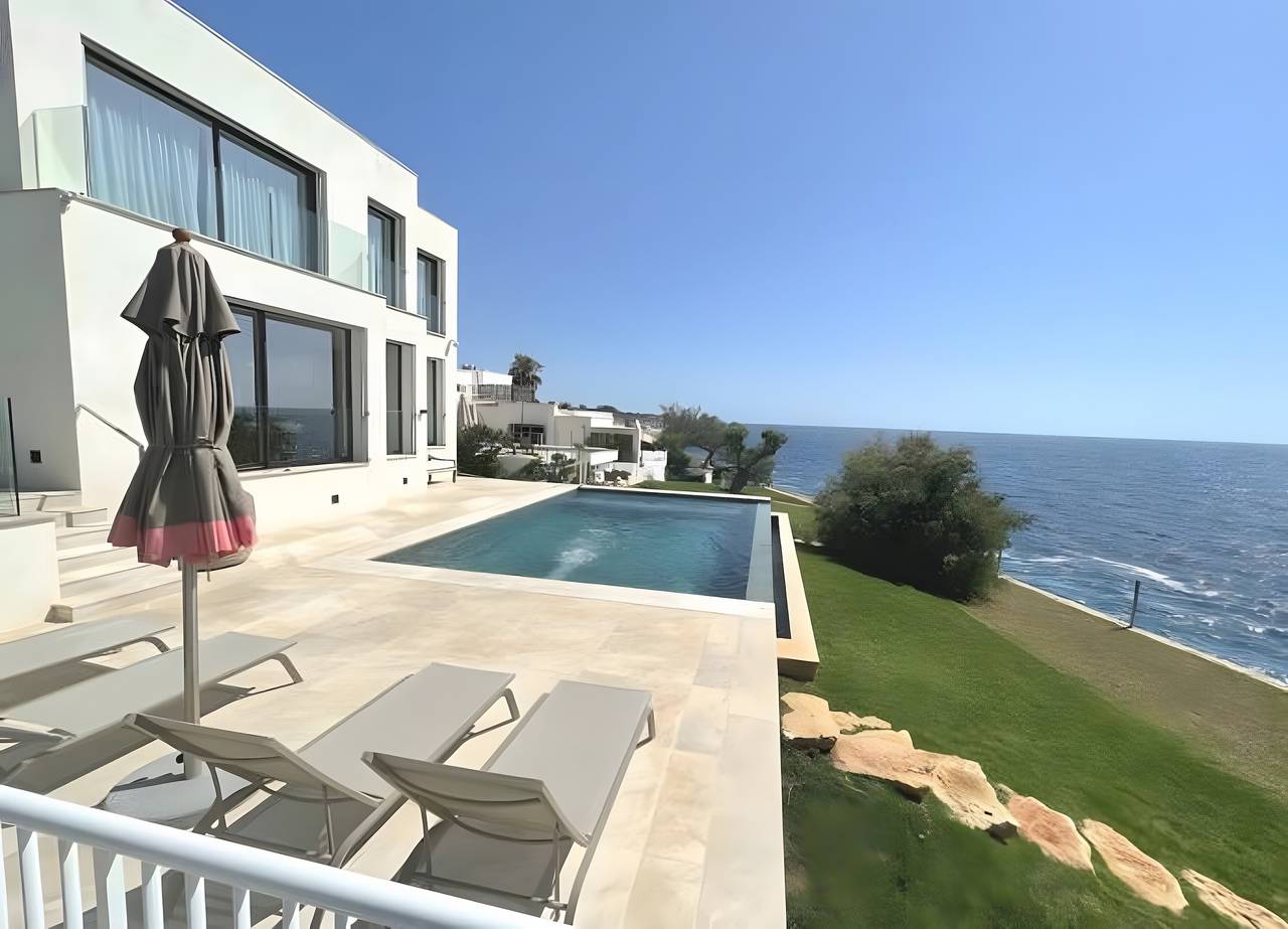 Villa 'Tortuga' mit Meerblick, Wi-Fi und Klimaanlage in Cala Anguila, Manacor