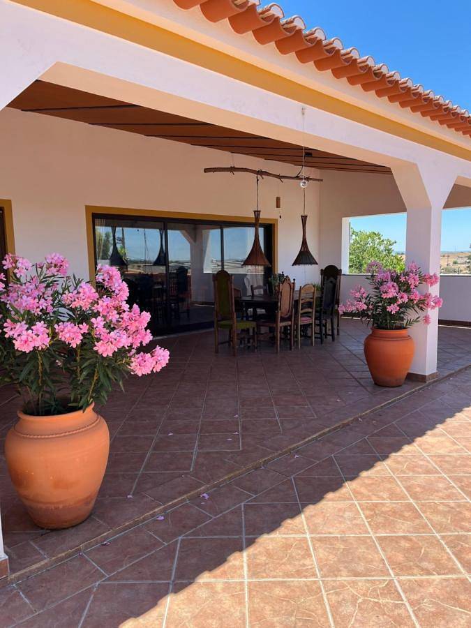 Casa de férias para 3 pessoas, com Terraço e Jardim e ainda Piscina and Vista em Moura
