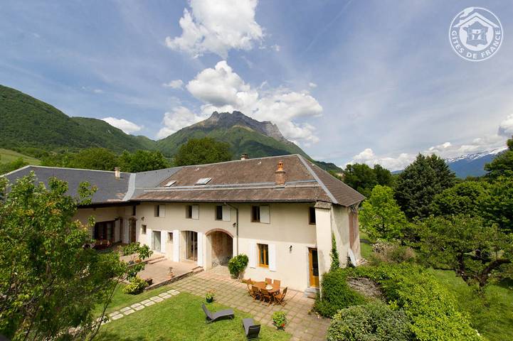 Gîte pour 6 personnes, avec jardin et terrasse, animaux acceptés - 1