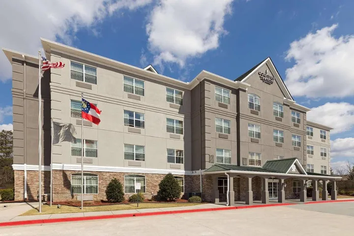 Hotel para 3 personas, con piscina - 1