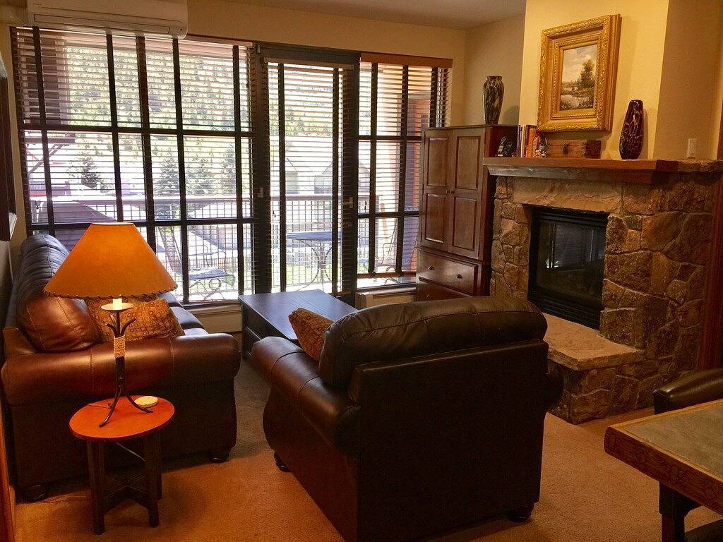 Ganze Wohnung, Im Herzen der Avon-Walk zu Restaurants & Gondel! Immaculate 2bed / 2bath in Avon, Beaver Creek