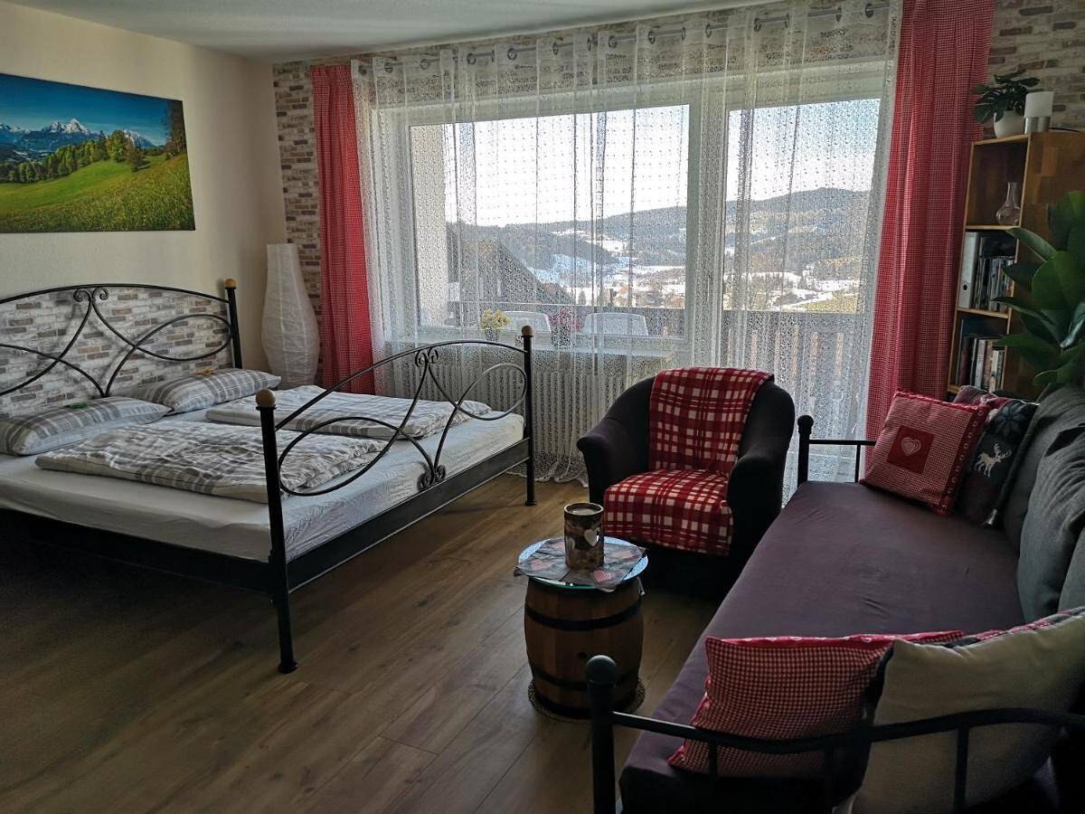Ganze Wohnung, Ferienwohnung 'Ausblick' mit Bergblick, Balkon und Wlan in Wilhams, Missen-Wilhams