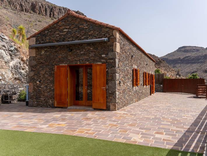 Ganze Ferienwohnung, Barranco de Ayagaures: Haus mit Pool – El Olivo de Ayagaures in Ayagaures, San Bartolomé de Tirajana