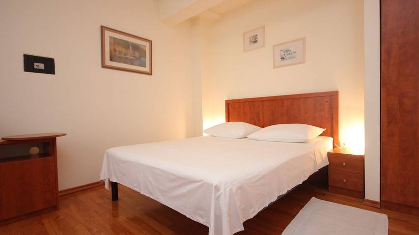 Studio für 3 Personen