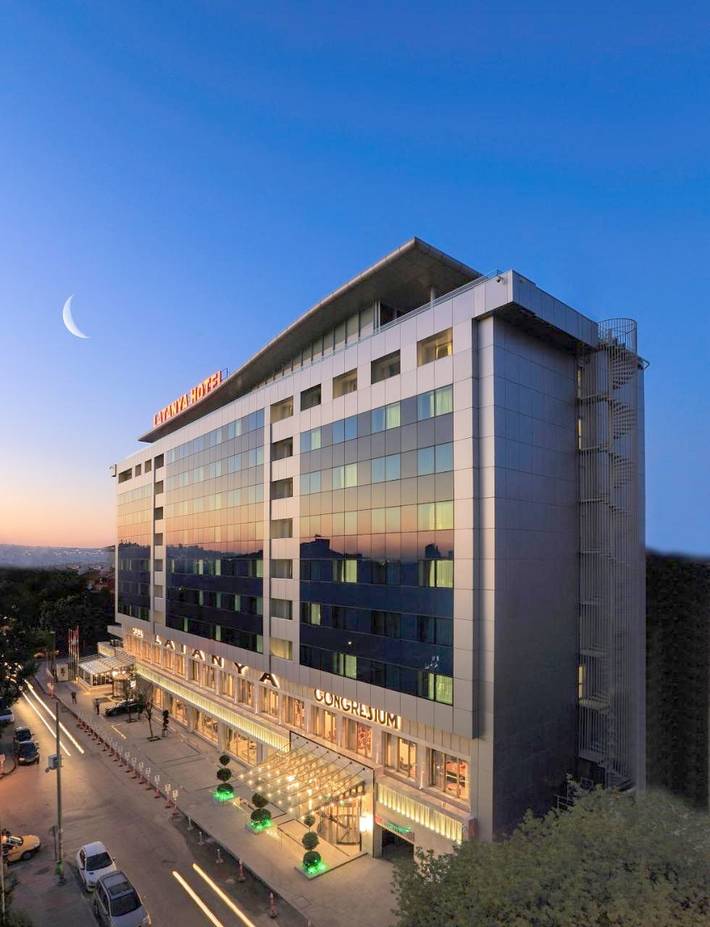 Hotel para 2 personas, con piscina además de sauna y jardín - 1