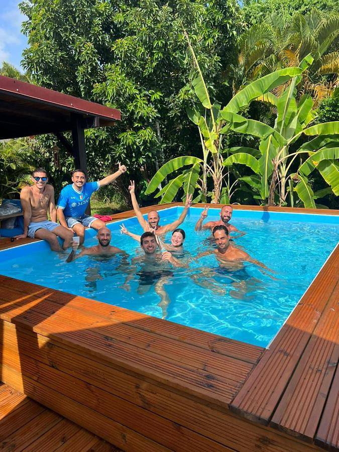 Maison d’hôte pour 2 personnes, avec jardin et piscine ainsi que terrasse et vue