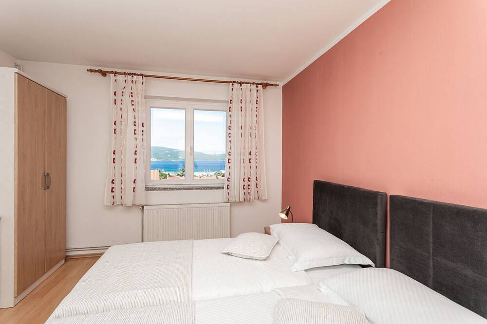 Apartments Villa Ana in Krk Town, Krk
