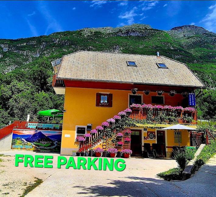 Ferienwohnung für 5 Personen, mit Ausblick und Garten in Bovec