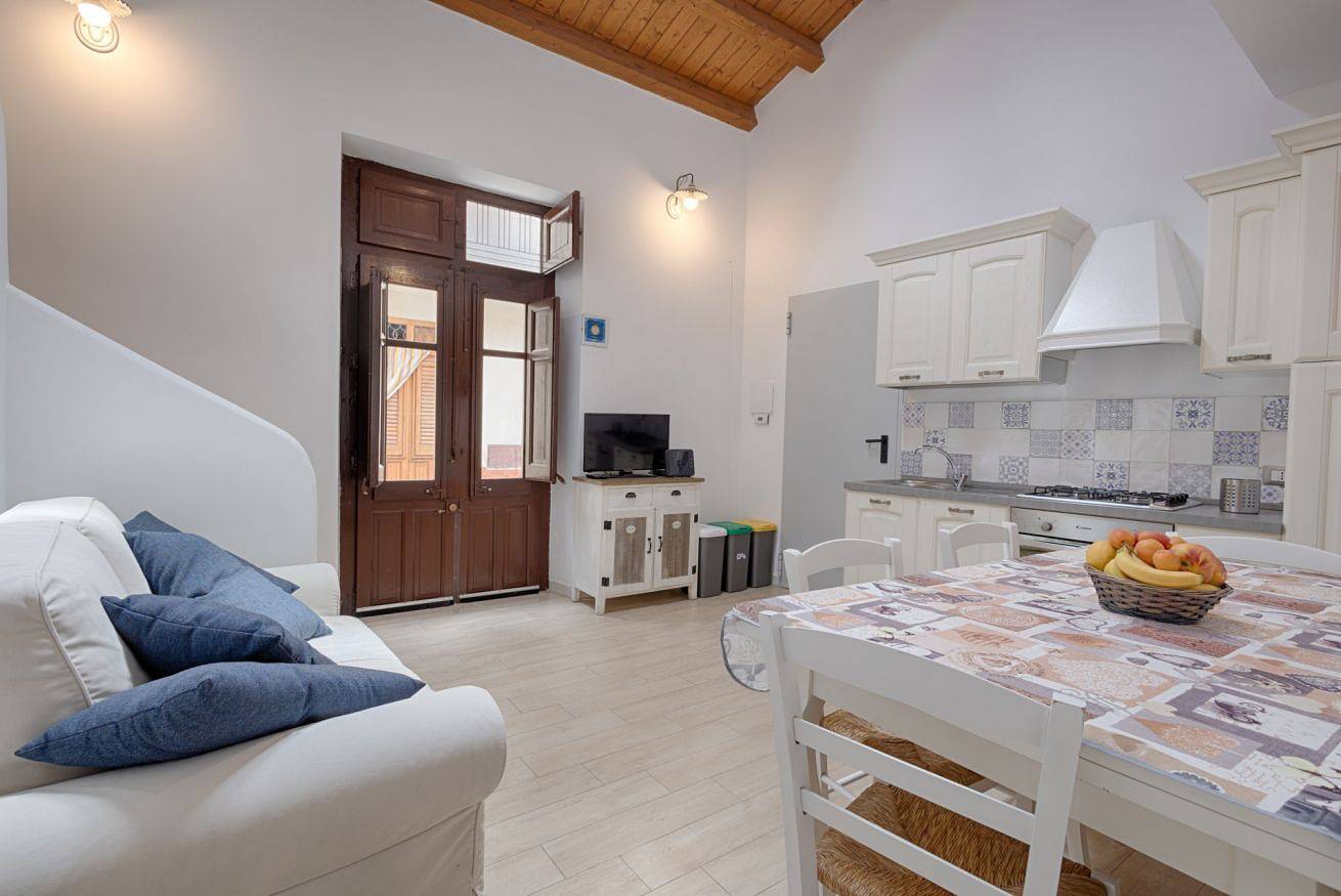 Apartamento entero, Il Piccolo Scrigno - Comfy & Central Studio x5 in Castellammare del Golfo, Provincia de Trapani