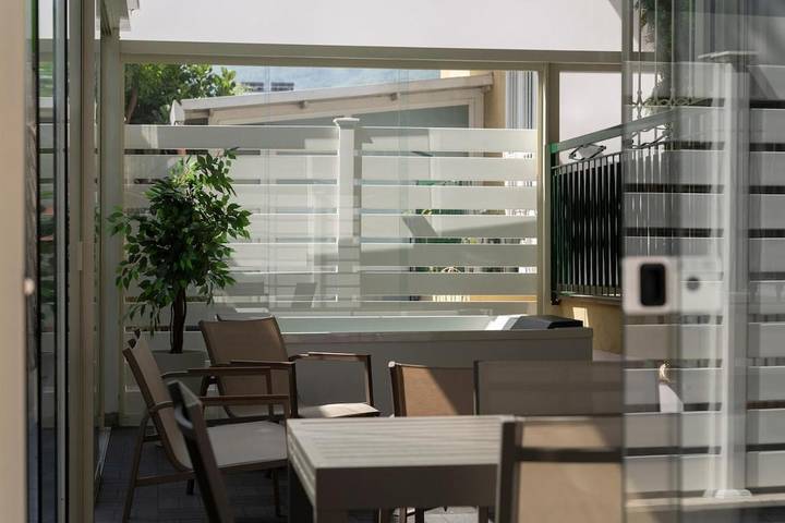 Apartamento de vacaciones para 4 personas, con sauna además de jacuzzi y terraza, Se admiten mascotas - 1