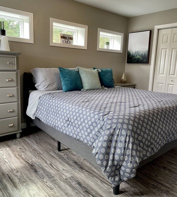 Lakefront Newly Renovated 3 Bedroomwith Easy Access to Acadia, Mdi and Schoodic in Ellsworth, Hancock County