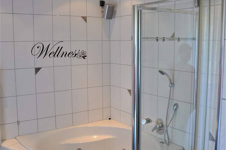 Ferienhaus für 22 Personen, mit Garten und Whirlpool in Spessart-Mainland - 4