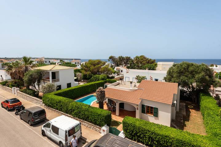Villa pour 6 personnes, avec jardin et terrasse à Cala Blanca - 4