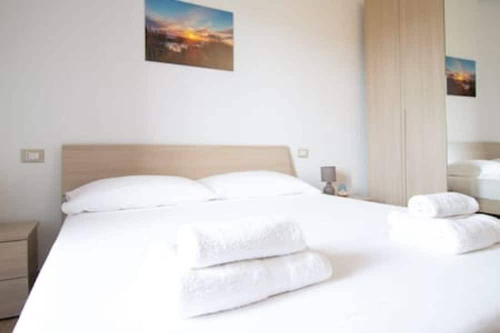 Appartamento intero, Il guardiano del Faro al centro di Cabras in Cabras, Stagno di Càbras