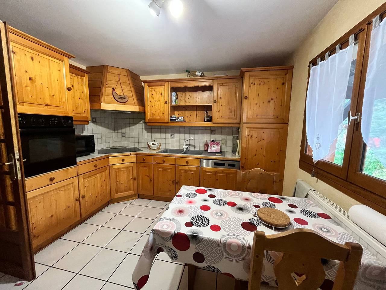 Cozy chalet 4 br, pets allowed in Samoëns, Bonneville e dintorni