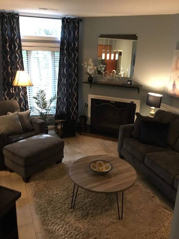 Holiday rental for 4 people, with hot tub and sauna as well as terrace in Blue Ridge Mountains
