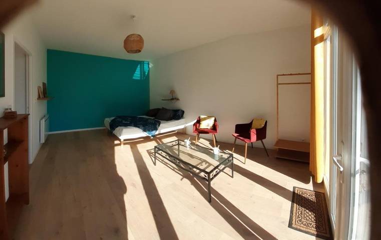 Gîte pour 2 personnes, avec Terrasse et Vue à Odos - 4