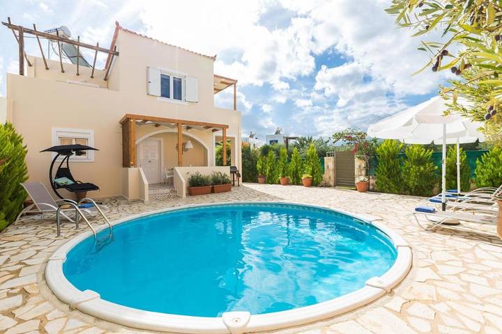 Location de vacances pour 7 personnes, avec jardin ainsi que piscine et vue dans Almirida - 2