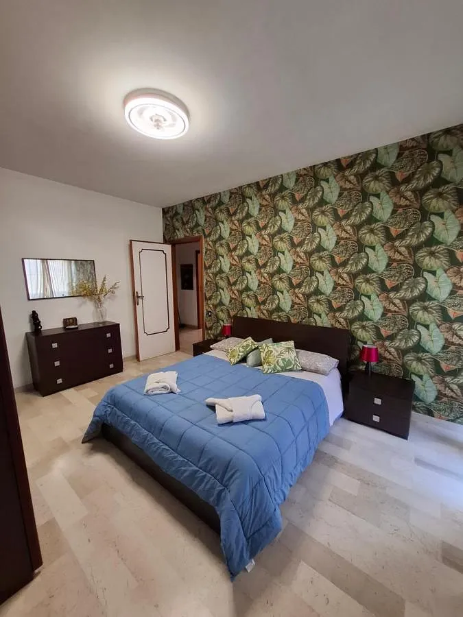 Apartamento de vacaciones para 6 personas, con jardín y vistas - 1