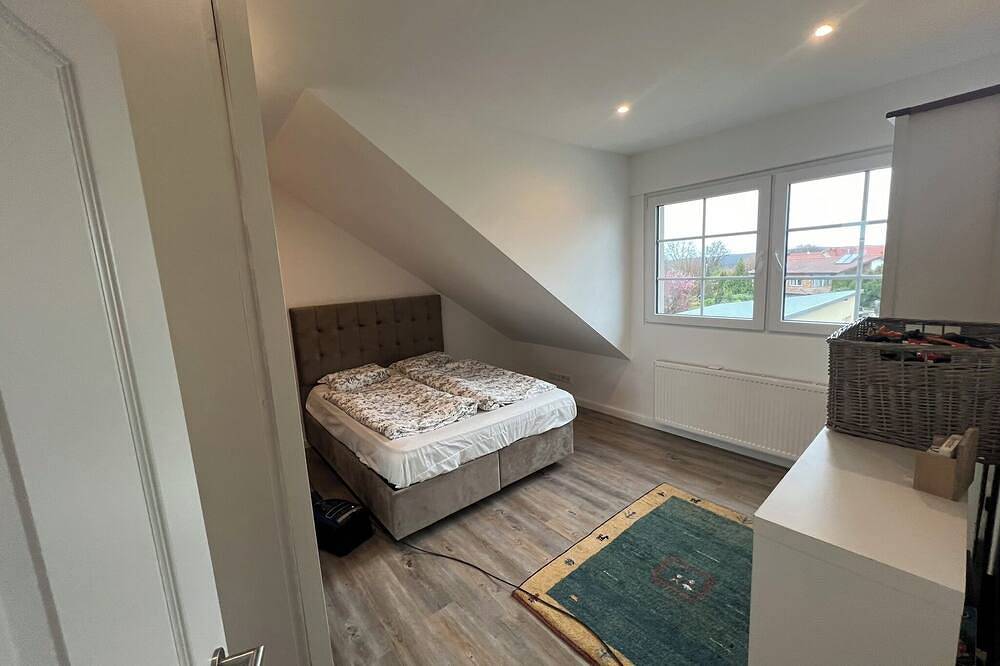 Ganze Wohnung, Schloss Merzhausen im Taunus Nähe Frankfurt am Main - Westflügel in Usingen, Hochtaunuskreis