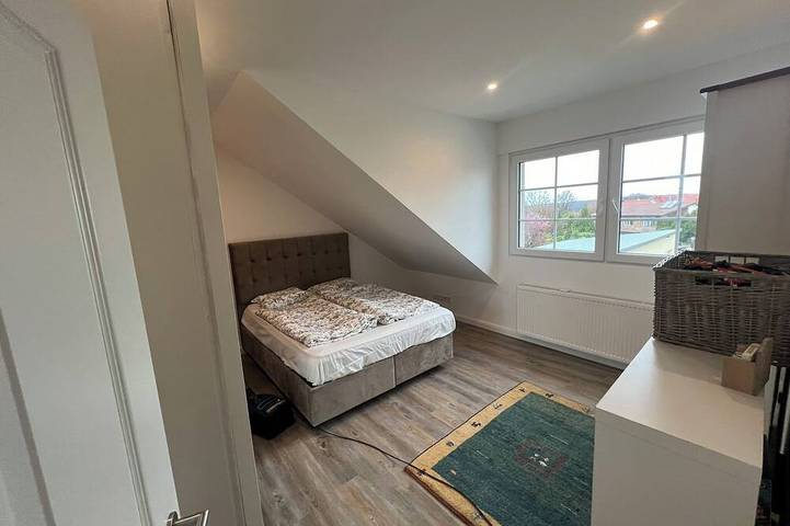 Ganze Wohnung, Schloss Merzhausen im Taunus Nähe Frankfurt am Main - Westflügel in Usingen, Hochtaunuskreis