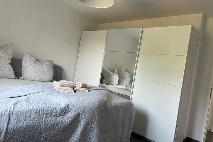 Entire apartment, Ferienhaus Seenah. 5 Min zum Hainer See - Eigene Fewo - Ideal für 4 Personen - in Neukieritzsch, Lake Hainer