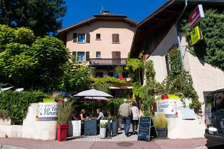 Hotel para 2 personas, con jardín - 1
